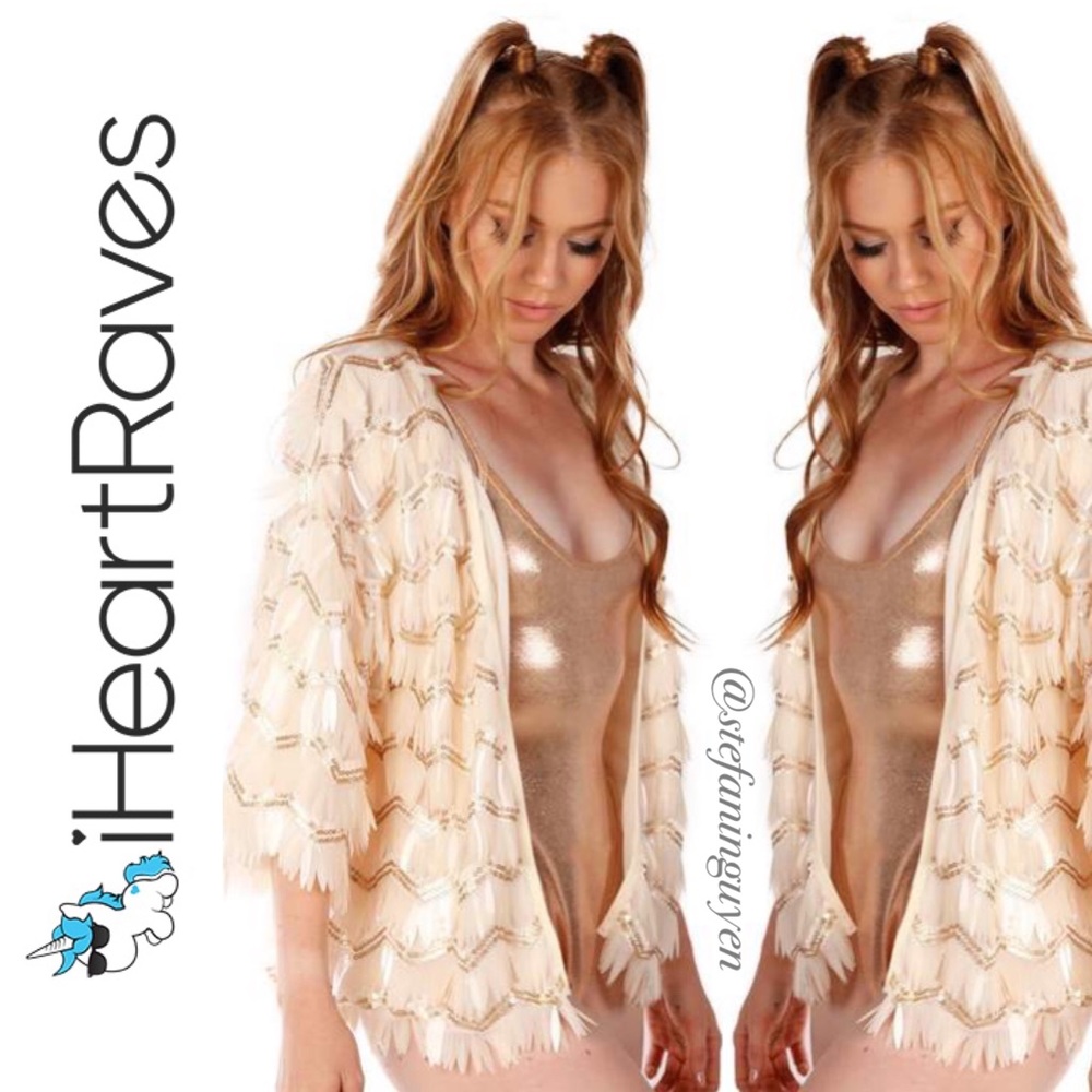 ⬇️ iHeartRaves Ivory Sequin Fringe Festival Kimono